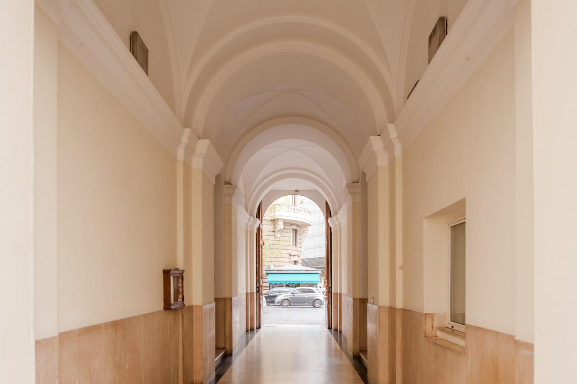 Mybedcavour Hotel Rome Exterior photo